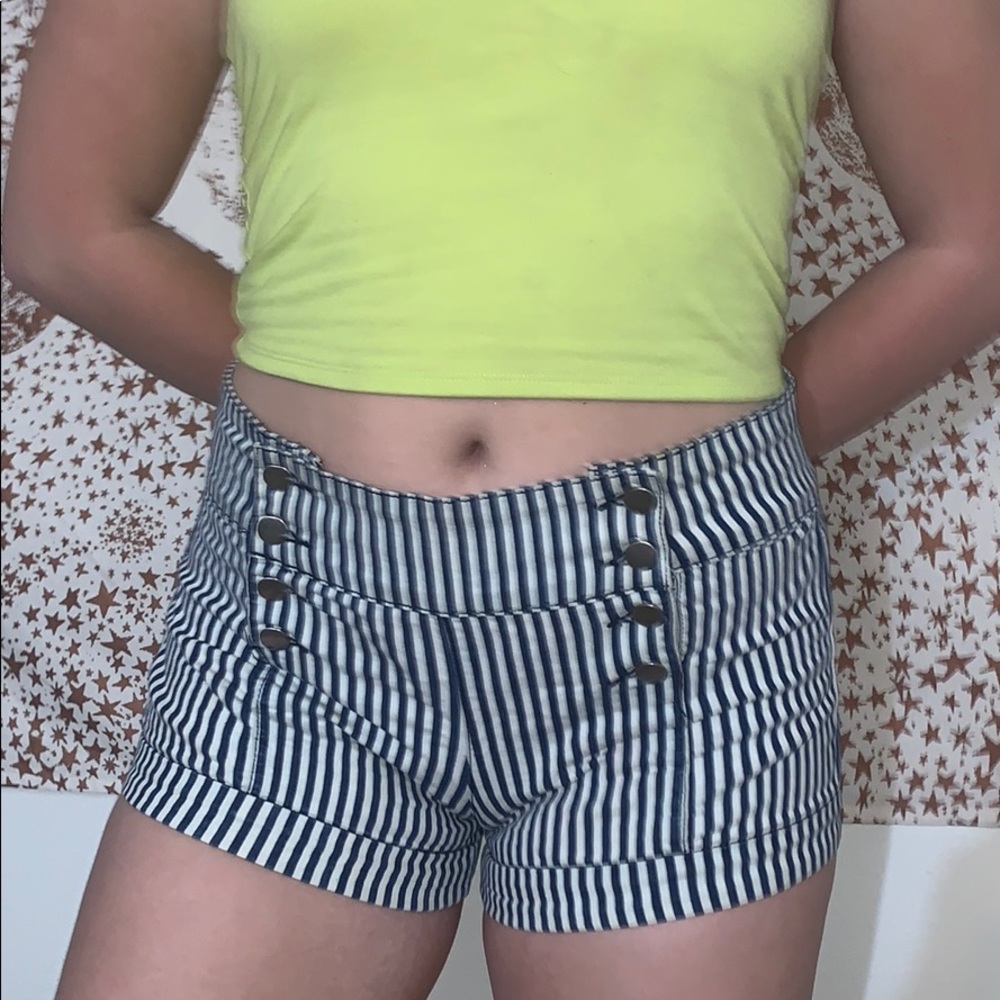 pinstripe sailor shorts 🦋